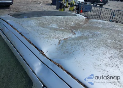 2004 Volvo V70 2.4 из США, поврежденный, VIN YV1SW61T542451108